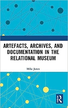 Digitalna vsebina dCOBISS (Artefacts, archives, and documentation in the relational museum)