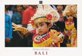 Digitalna vsebina dCOBISS (Bali [Slikovno gradivo] : performance of Baris dancer)