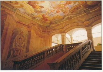 Digitalna vsebina dCOBISS (Poslikano stopnišče, baročna poslikava iz začetka 18. stol. [Slikovno gradivo] = decorated staircase, the baroque wallpaintings from the beginning of the 18th cent.)