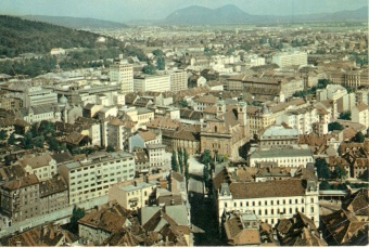 Digitalna vsebina dCOBISS (Ljubljana [Slikovno gradivo] : panorama)