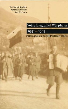 Vojne fotografije; War phot... (naslovnica)